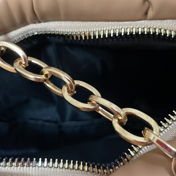 LATTICE CROSSBODY BAG SOLID CHAIN in TAN - Picture 8 of 10